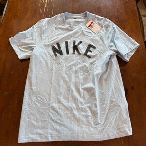 Nike T Shirt